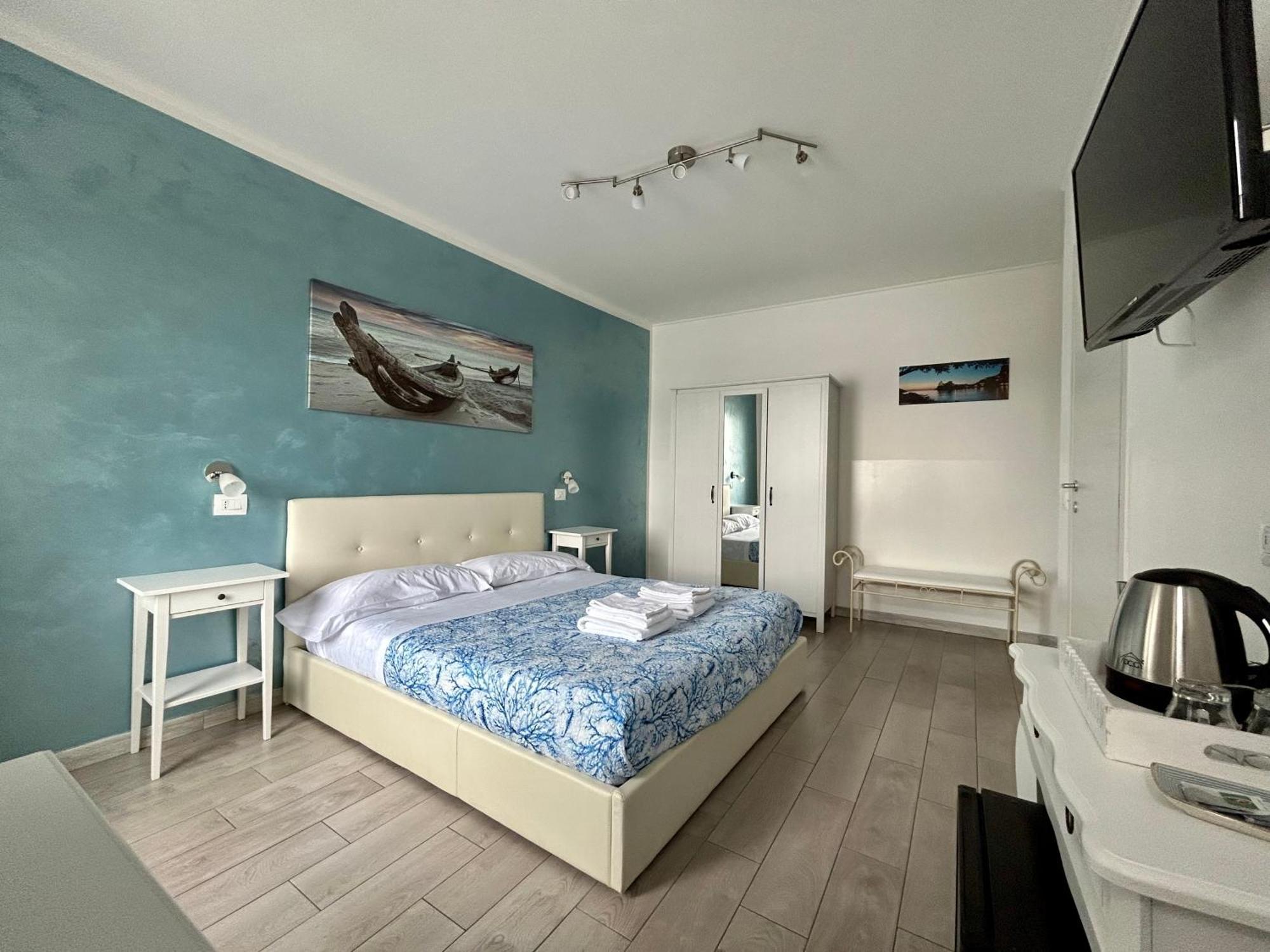 Fezzano / Portovenere Stilish Double Rooms With Sea View, Balcony Or Small Courtyard 외부 사진